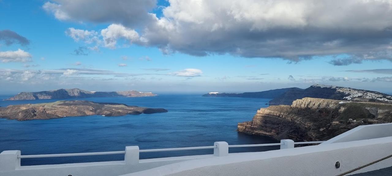 Santorini Pleasure Studios ฟิรา ภายนอก รูปภาพ