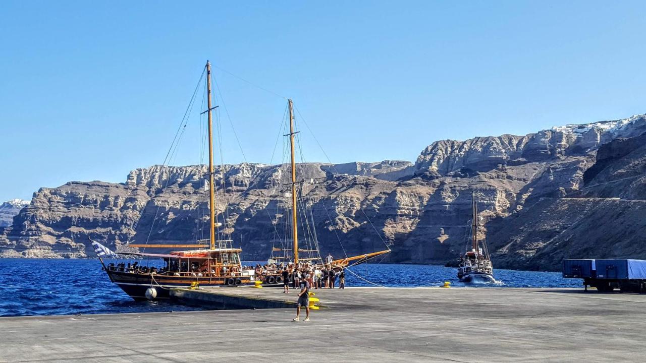 Santorini Pleasure Studios ฟิรา ภายนอก รูปภาพ